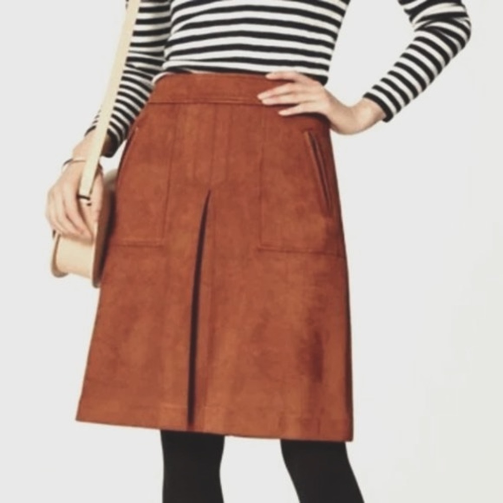 | ann taylor loft • suede brown front pleat mini skirt • 2 petite |